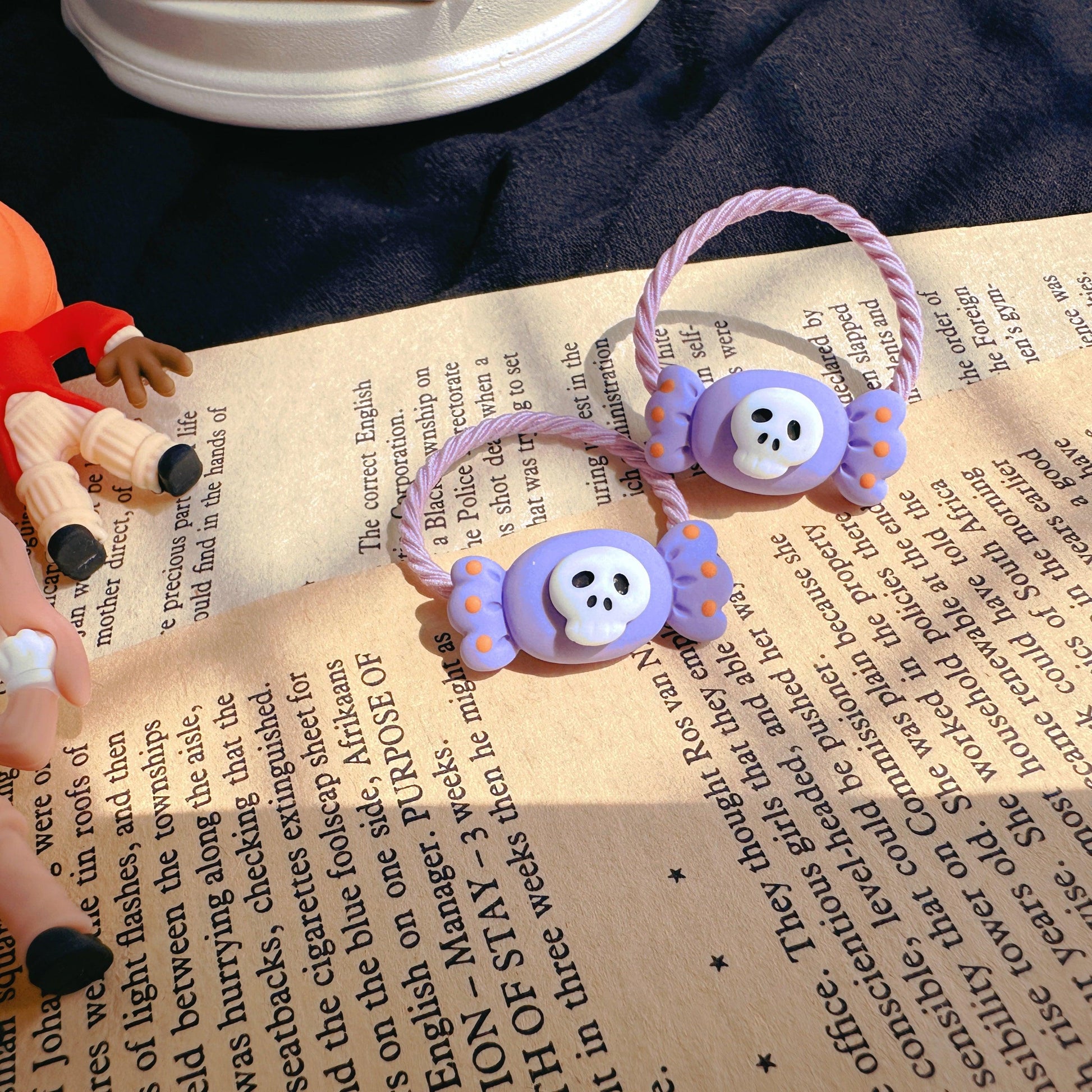 Halloween Hair Ties for Toddler Girls – Pumpkin & Skeleton Designs - I‘M GIFT