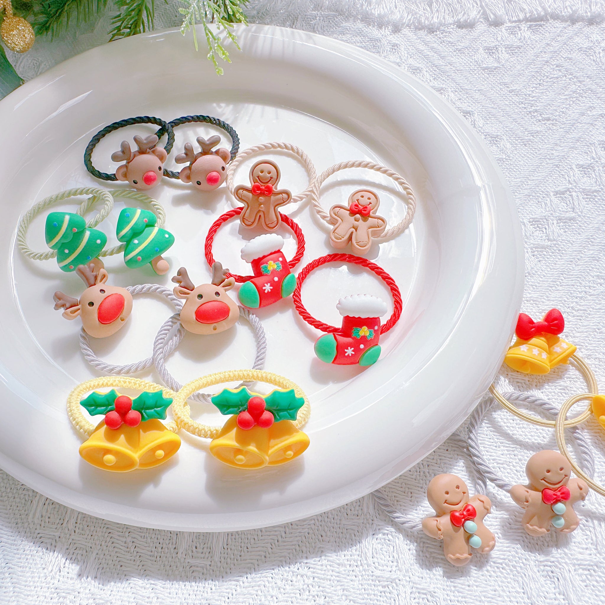Set of 2 Christmas Hair Ties for Girls – Kids Xmas Accessories