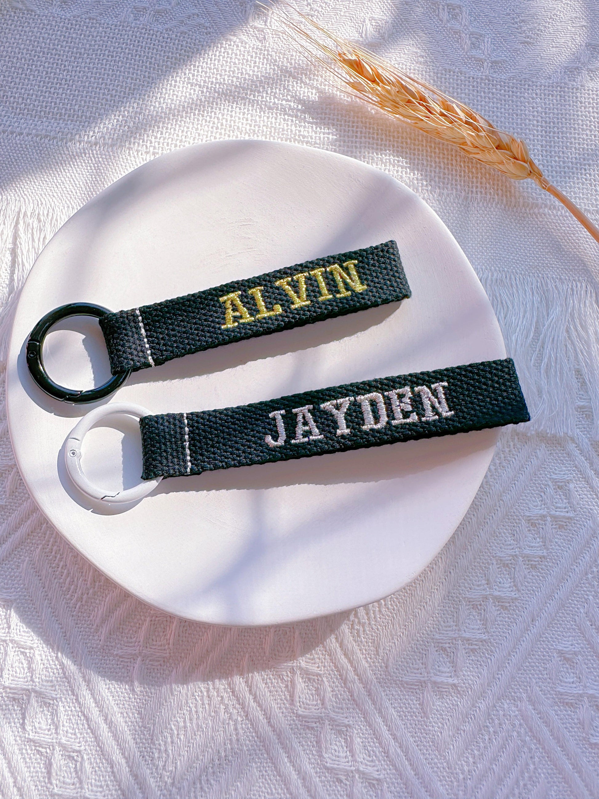 Gold & Silver Embroidered Name Tag | Custom Luggage & Keychain Tag - I‘M GIFT