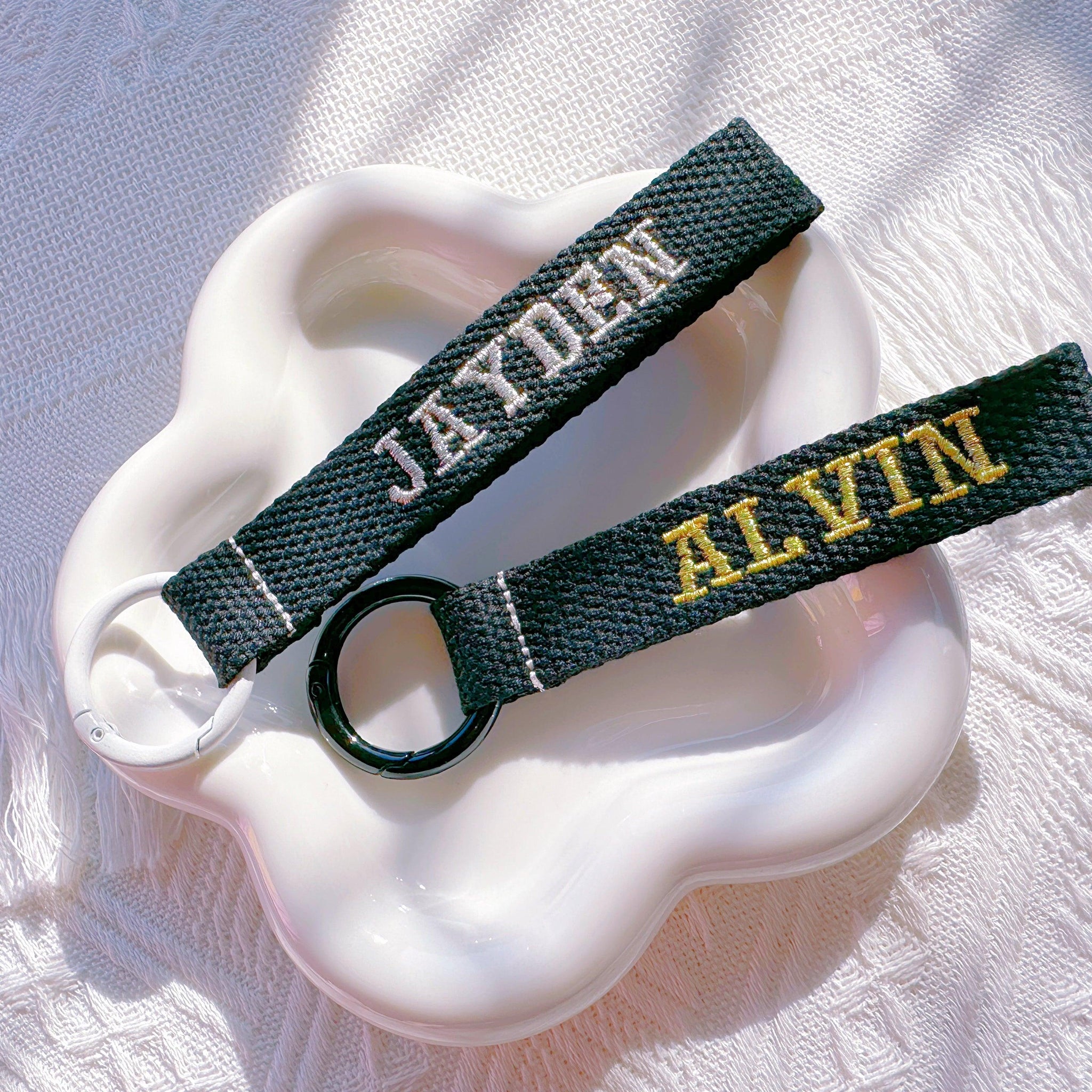 Gold & Silver Embroidered Name Tag | Custom Luggage & Keychain Tag - I‘M GIFT