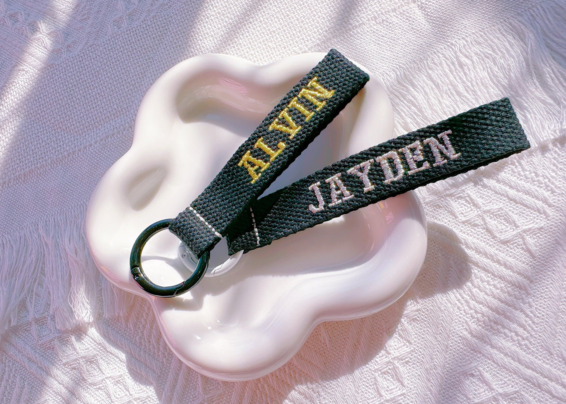 Gold & Silver Embroidered Name Tag | Custom Luggage & Keychain Tag - I‘M GIFT